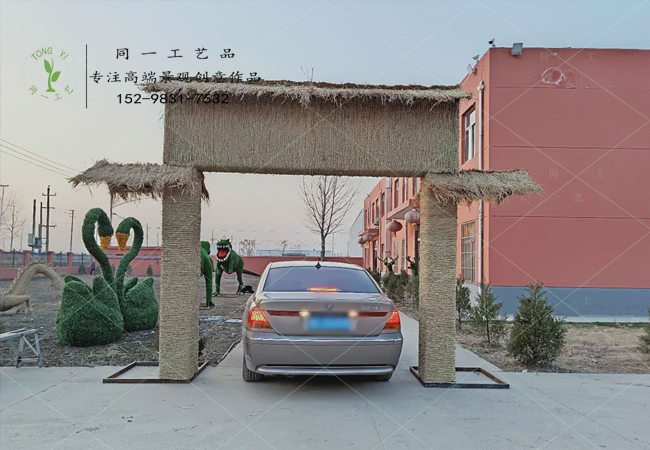 稻草工艺品草雕大门